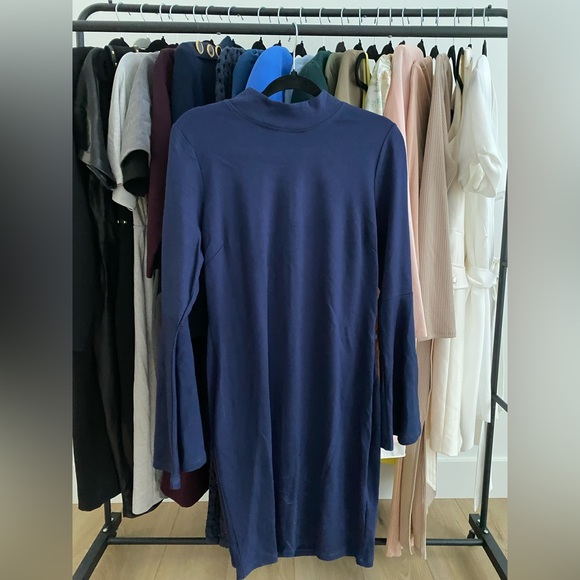 Navy bodycon dress with bell sleeves - Picture 2 of 5